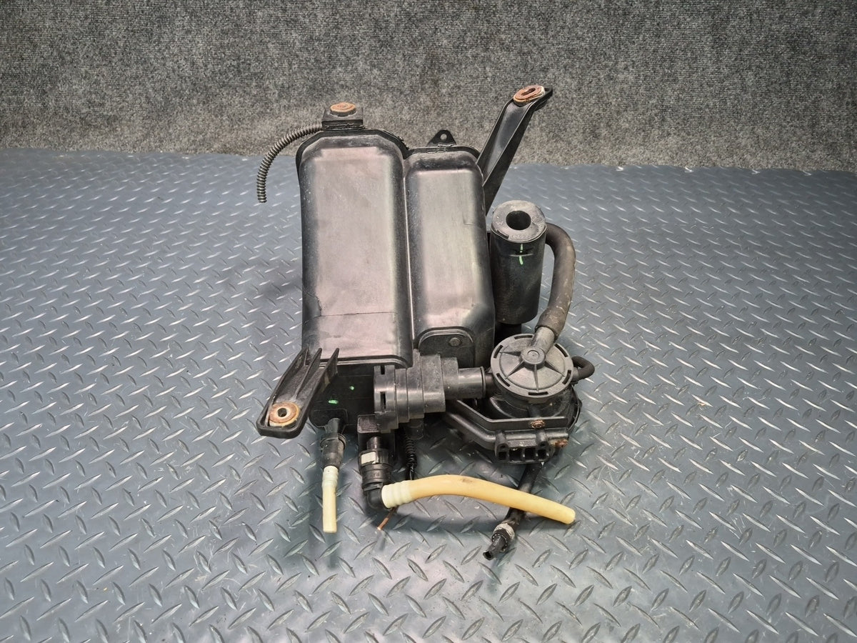 2008-2010 Porsche Cayenne 957 Fuel Evap Vapor Charcoal Canister 7L0906271C