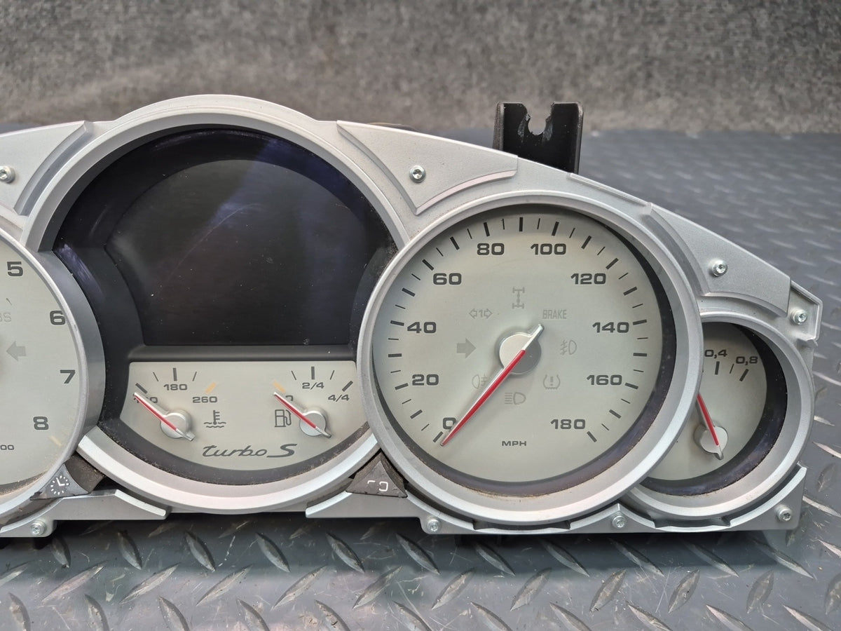 2009-2010 Porsche Cayenne 957 Turbo S Instrument Cluster Gauge Speedometer