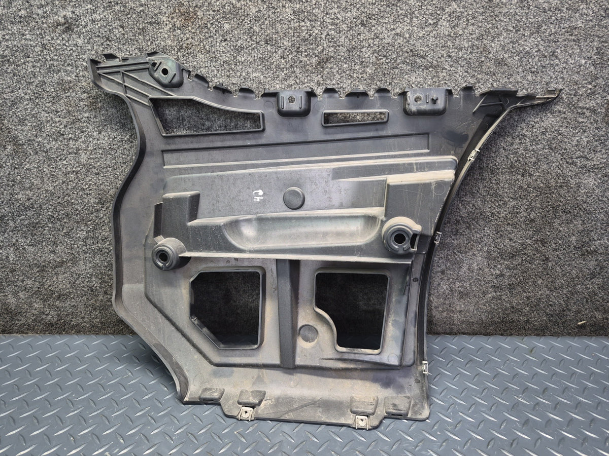 2008-2011 BMW E90 M3 Rear Left & Right Bumper Mount Guide Bracket Set of 2