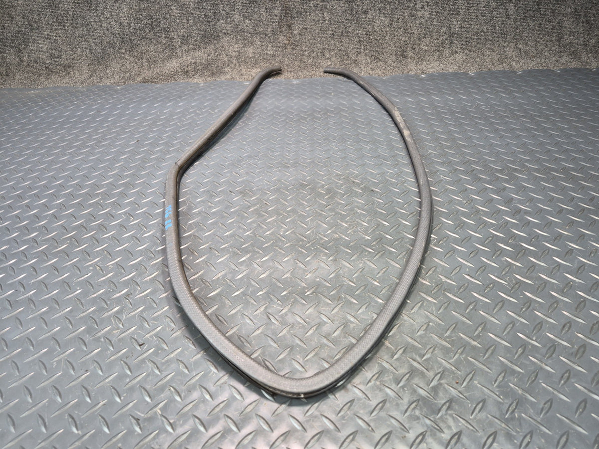 84-86 Toyota Cressida MX73 Sedan Rear Right Door Weatherstrip Rubber Seal OEM