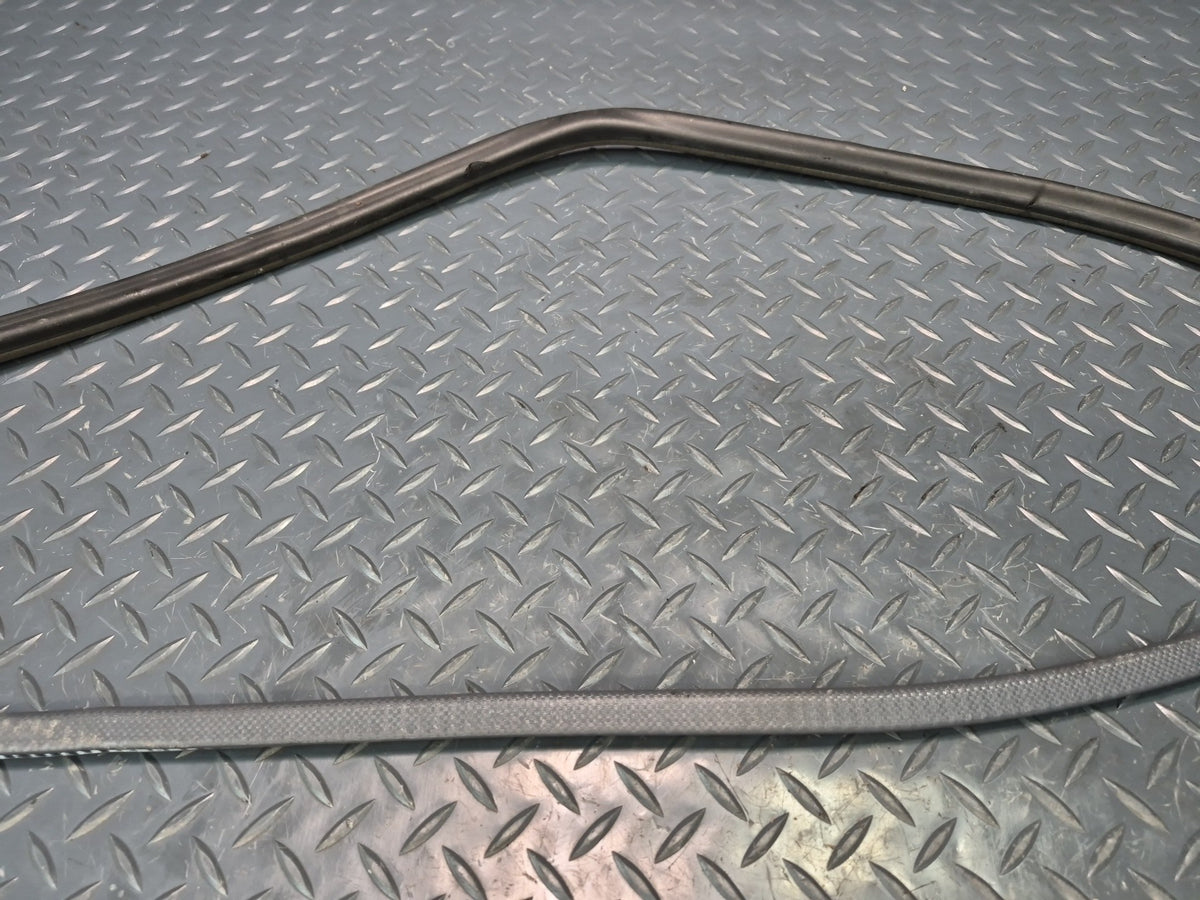 84-86 Toyota Cressida MX73 Sedan Rear Right Door Weatherstrip Rubber Seal OEM