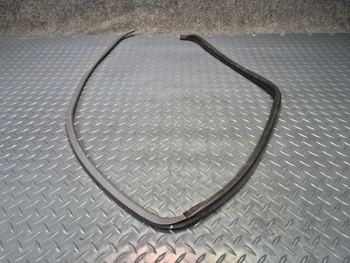 84-86 Toyota Cressida MX73 Sedan Rear Right Door Weatherstrip Rubber Seal OEM
