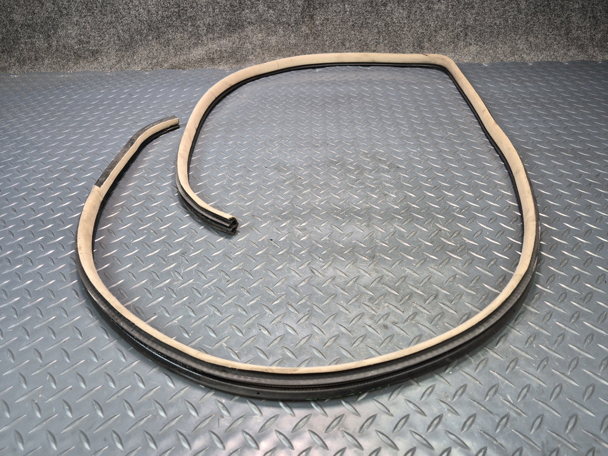 2003-2007 Lexus LX470 Front Left Side Door Weatherstrip Rubber Seal Set of 2