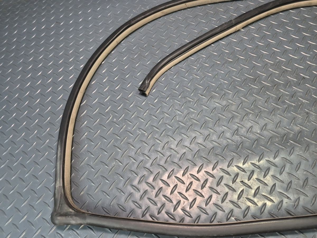 2003-2007 Lexus LX470 Front Left Side Door Weatherstrip Rubber Seal Set of 2