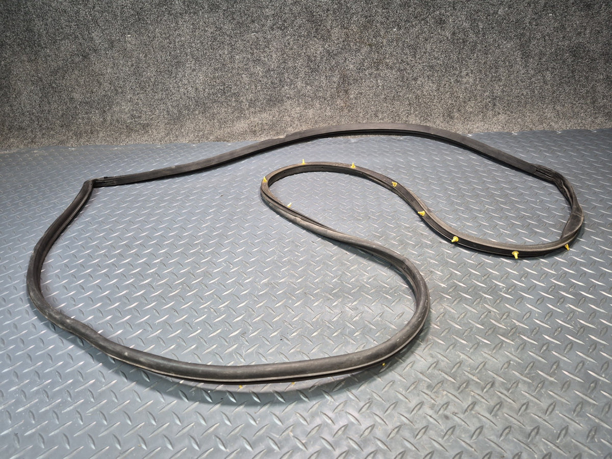 2003-2007 Lexus LX470 Front Left Side Door Weatherstrip Rubber Seal Set of 2