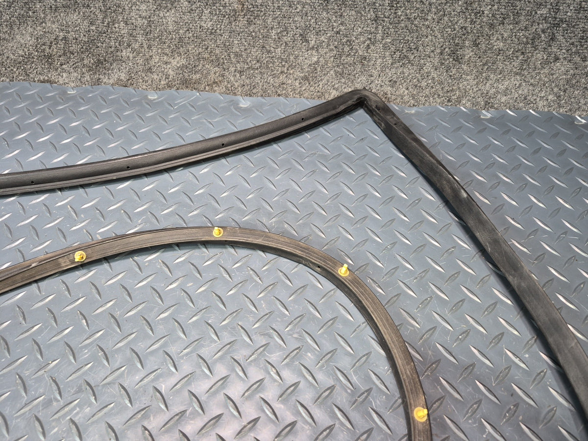 2003-2007 Lexus LX470 Front Left Side Door Weatherstrip Rubber Seal Set of 2