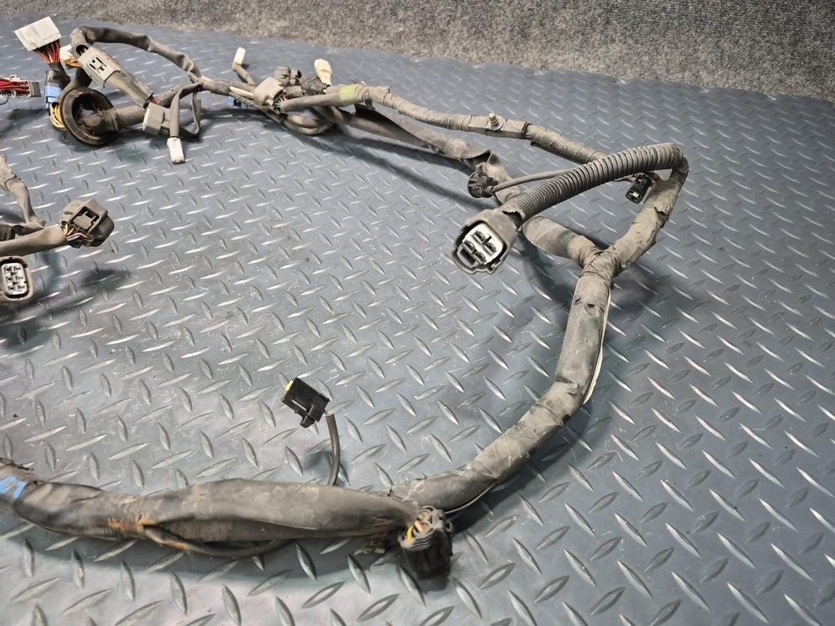 94-95 Toyota Hiace KZH106W Super Custom Limited Underhood Wire Harness OEM