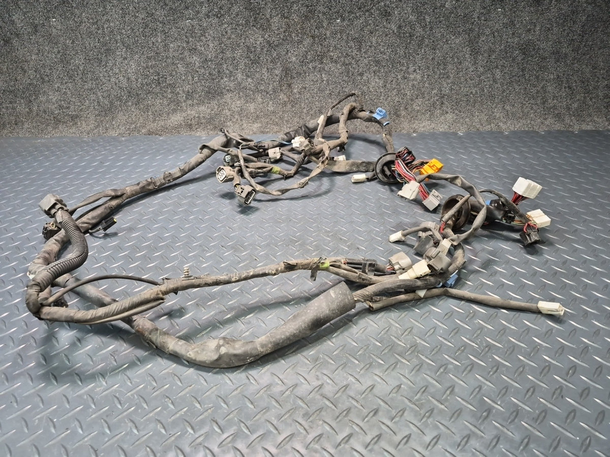 94-95 Toyota Hiace KZH106W Super Custom Limited Underhood Wire Harness OEM