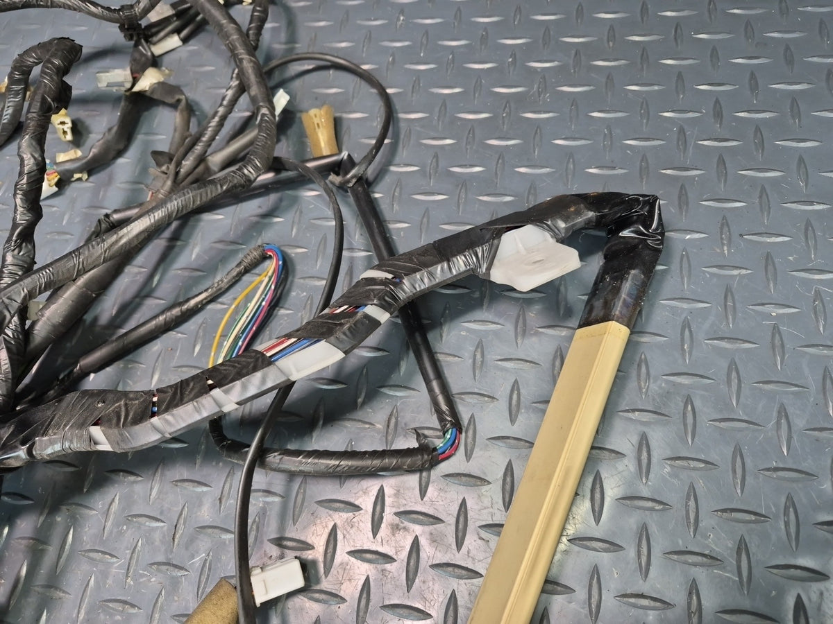 1994 Toyota Hiace KZH106W Super Custom Limited Interior Wire Wiring Harness OEM