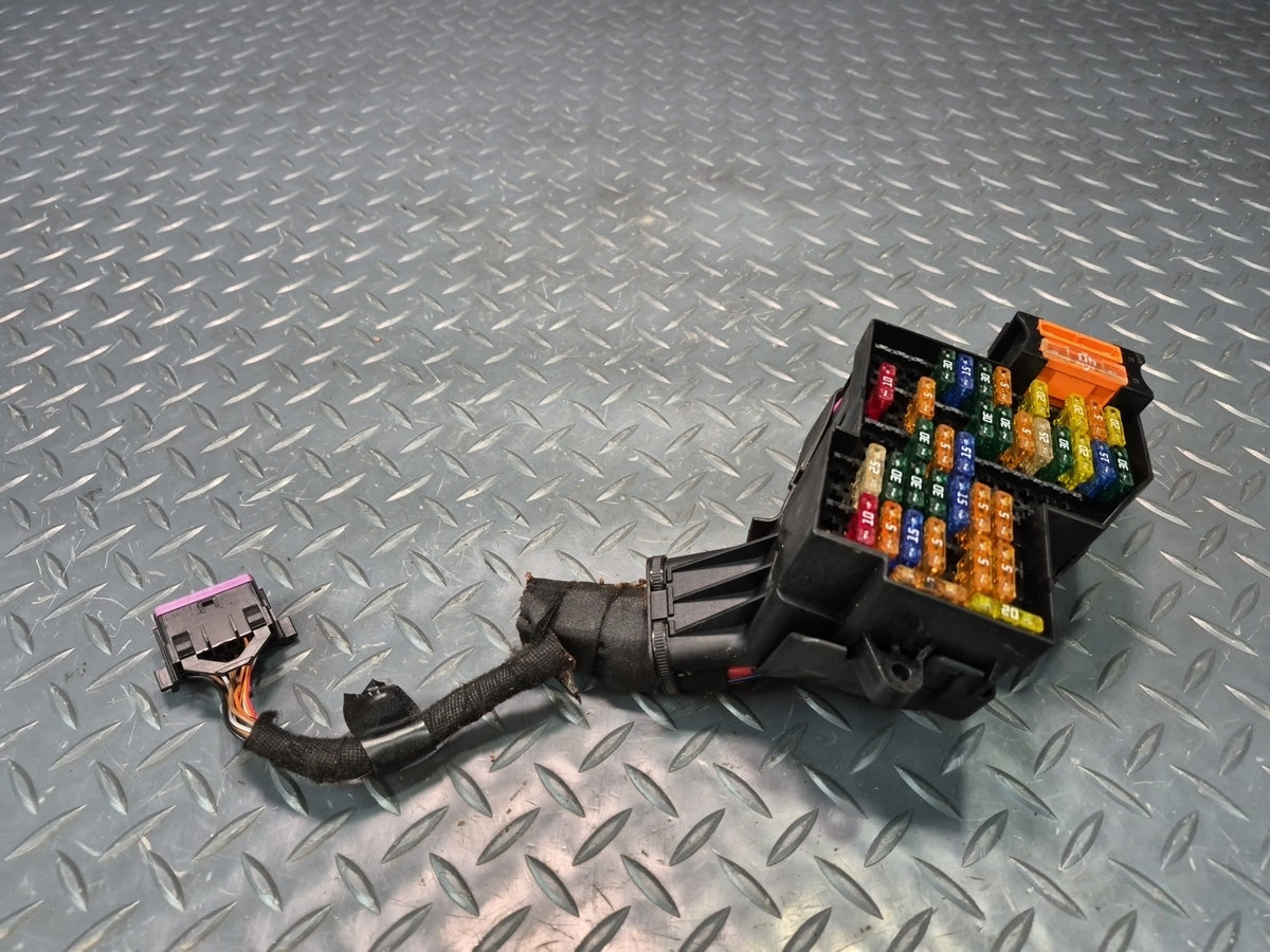 2008-2010 Porsche Cayenne 957 Front Left Fuse Relay Box Module