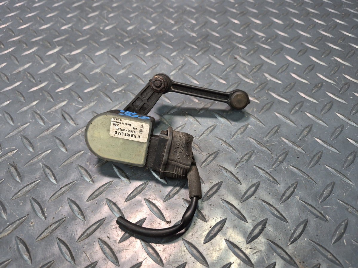 2003-2010 Porsche Cayenne 957 Rear Suspension Height Level Sensor Set of 2