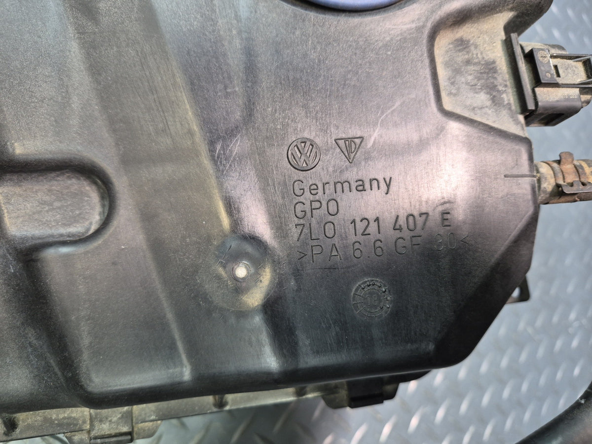 2003-2010 Porsche Cayenne 957 Engine Coolant Overflow Expansion  Tank 7L0121407E