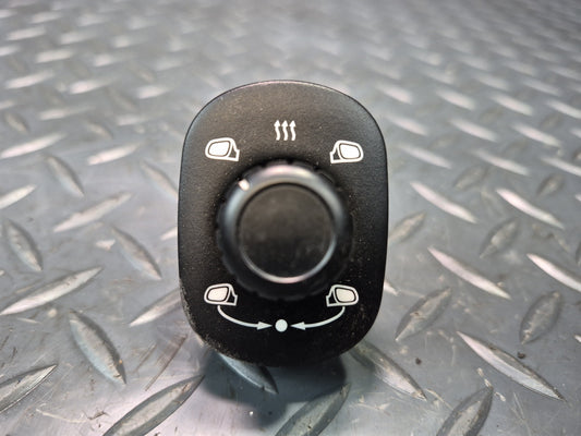 2003-2010 Porsche Cayenne 957 Side View Heated Mirror Control Switch