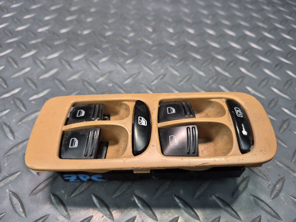 2003-2010 Porsche Cayenne 957 Front Left Master Power Winow Switch Damaged