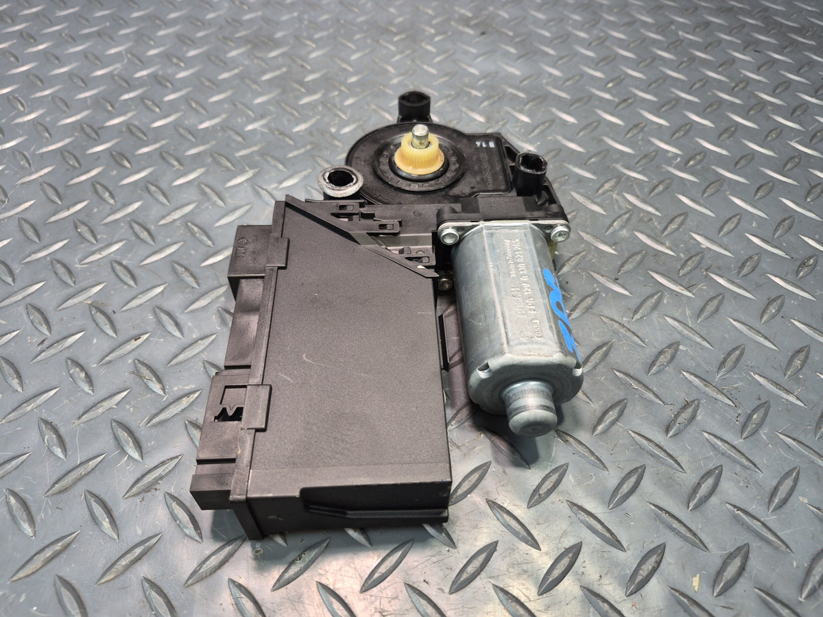 2003-2010 Porsche Cayenne 957 Front Right Door Window Motor 3D1959792E