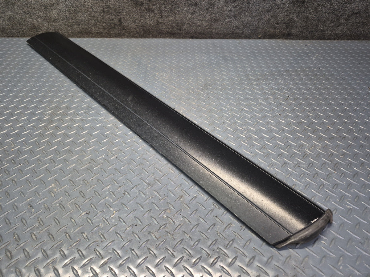 2008-2010 Porsche Cayenne 957 Front Right Door Lower Trim Molding 7L5839788