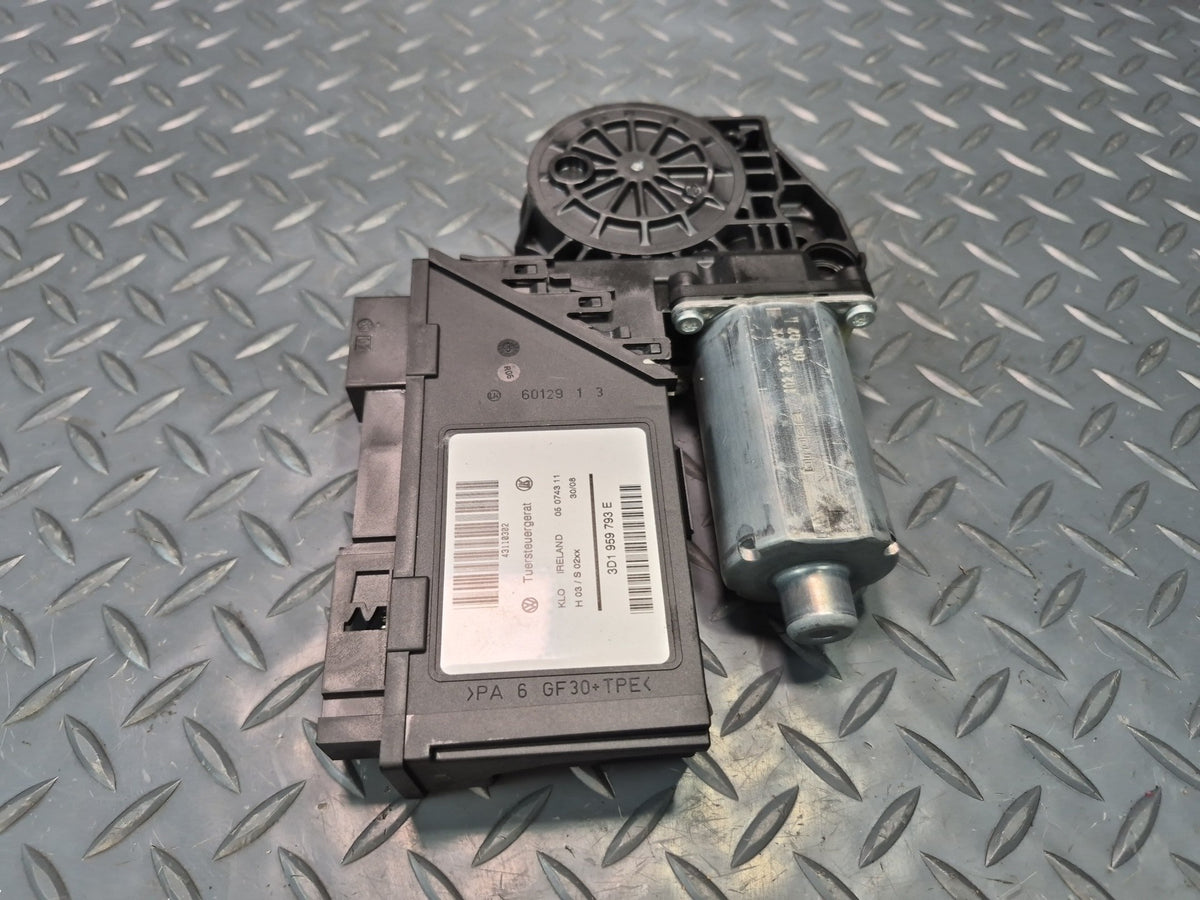 2003-2010 Porsche Cayenne 957 Front Left Door Window Motor 3D1959793E