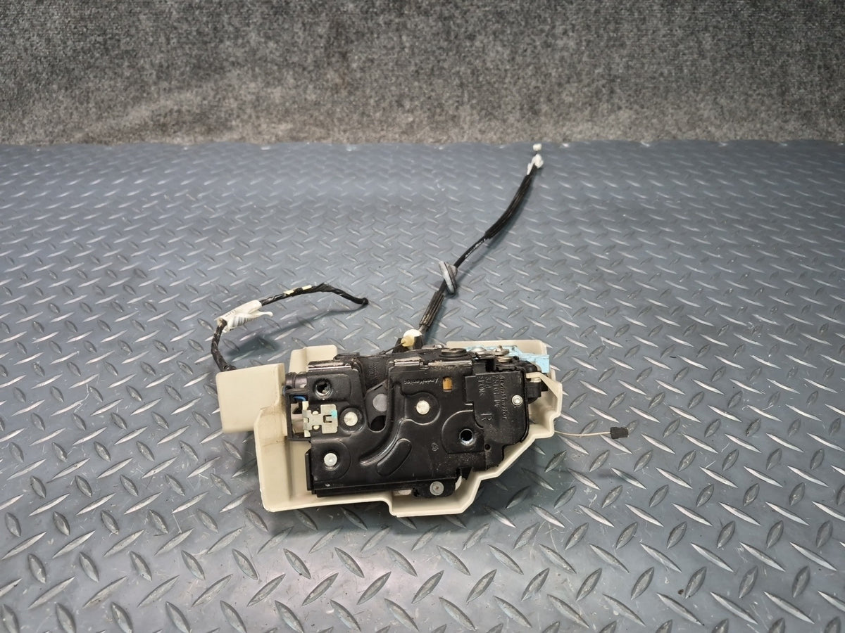 2003-2010 Porsche Cayenne 957 Rear Right Door Lock Latch Actuator