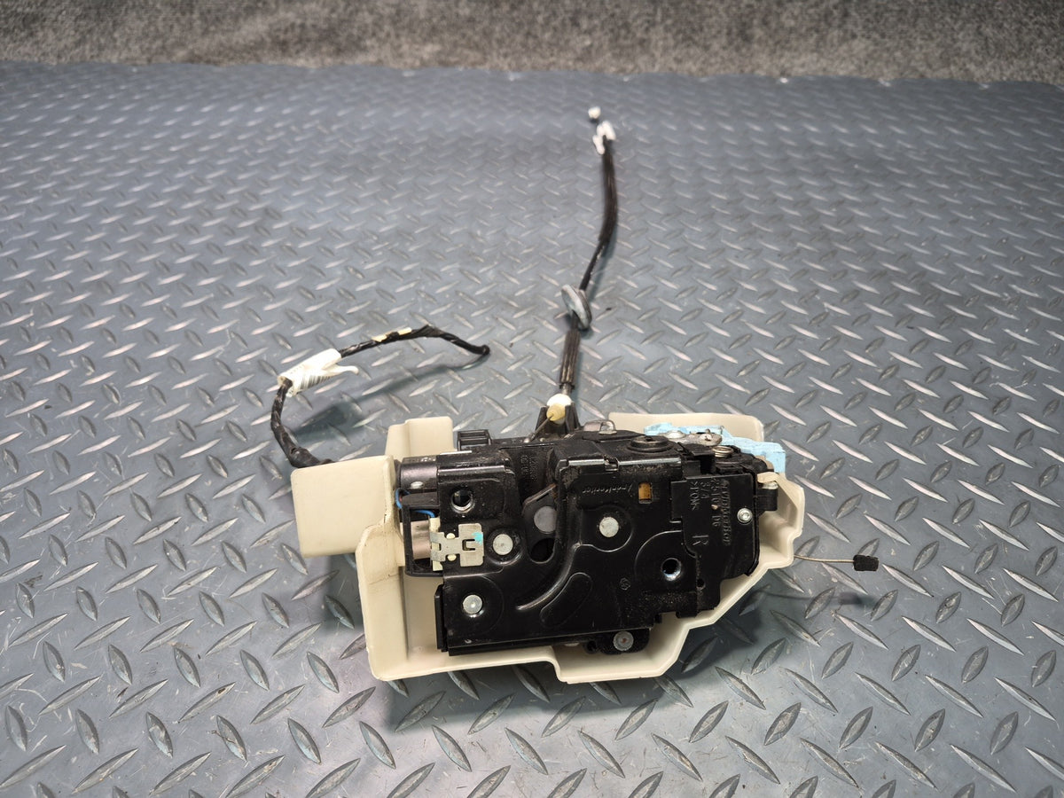 2003-2010 Porsche Cayenne 957 Rear Right Door Lock Latch Actuator