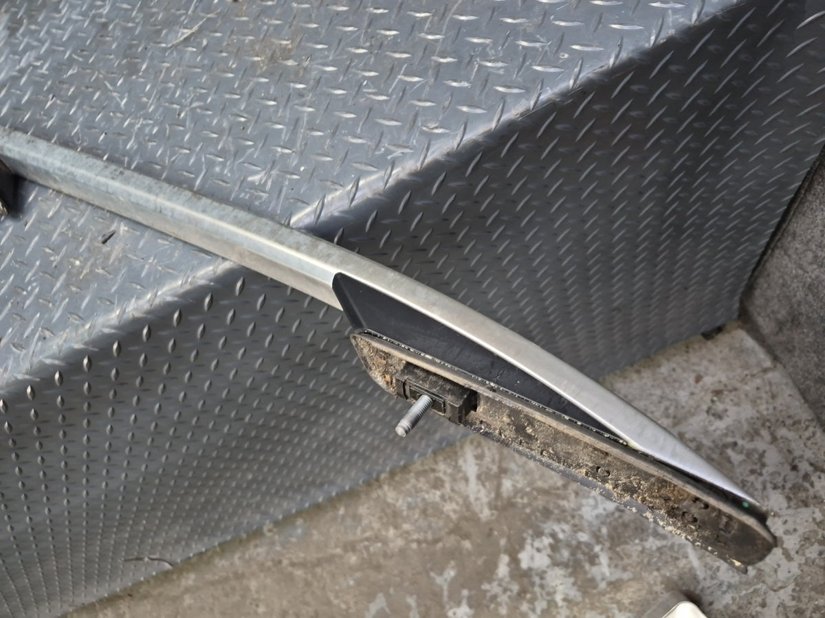2012-2015 Mercedes W166 Left & Right Side Luggage Roof Rack Rail Set of 2