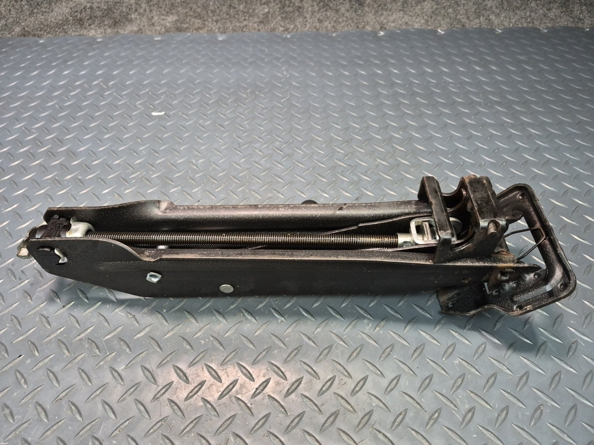 2003-2010 Porsche Cayenne 957 Emergency Spare Tire Lift Jack Tool KIT w Foam