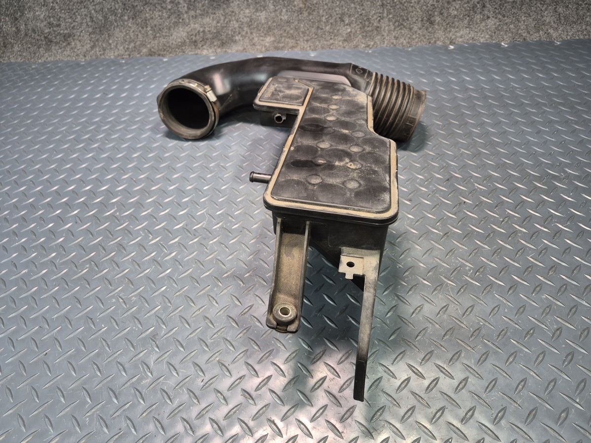 98-00 Lexus UCF20L LS400 Air Intake Resonator Hose Tube 17875-50160 OEM