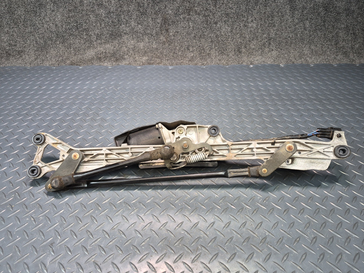 95-00 Lexus UCF20L LS400 Windshield Wiper Transmission Linkage w Motor OEM
