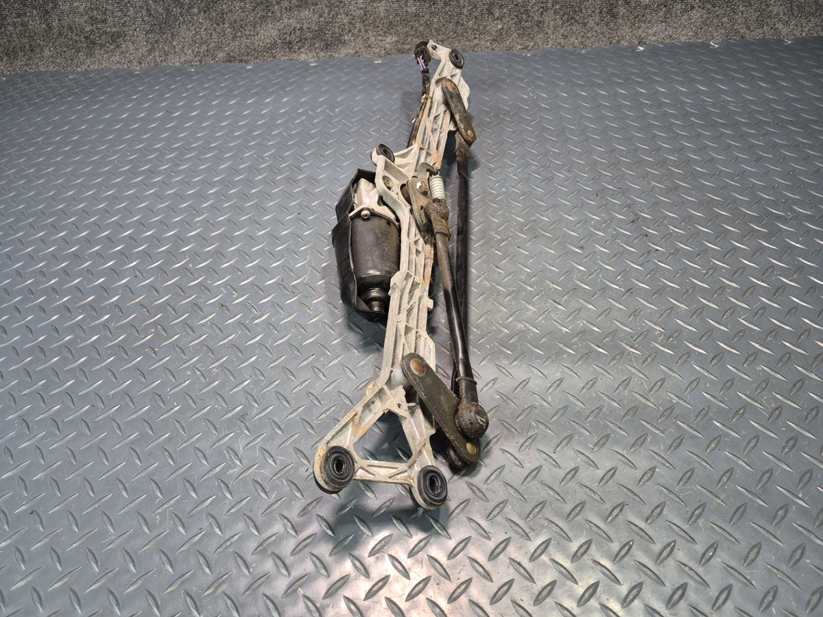 95-00 Lexus UCF20L LS400 Windshield Wiper Transmission Linkage w Motor OEM