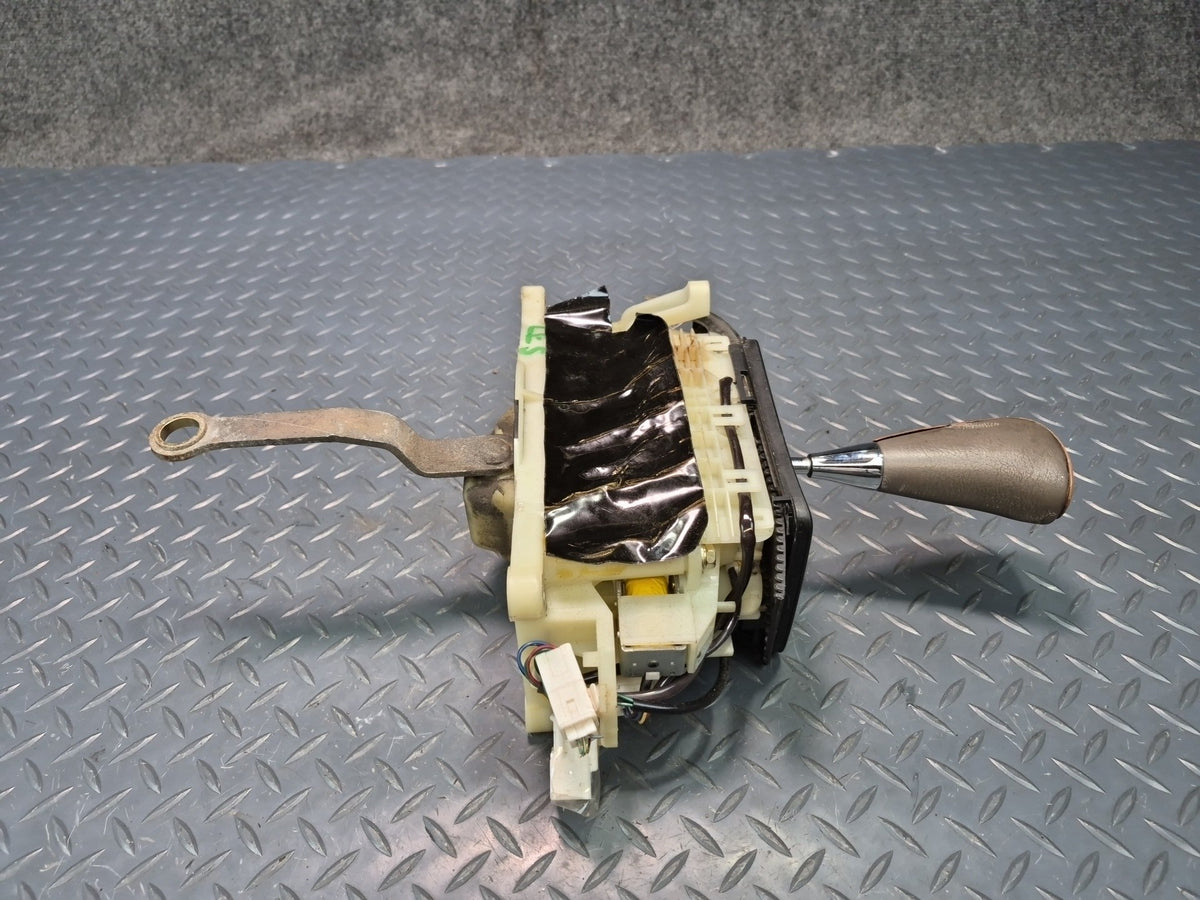 98-00 Lexus UCF20L LS400 A/T Automatic Transmission Gear Shifter w Knob OEM