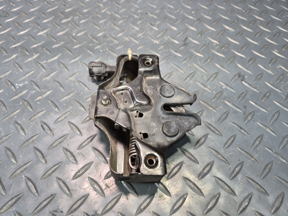 95-00 Lexus UCF20L LS400 Front Hood Bonnet Lock Latch OEM