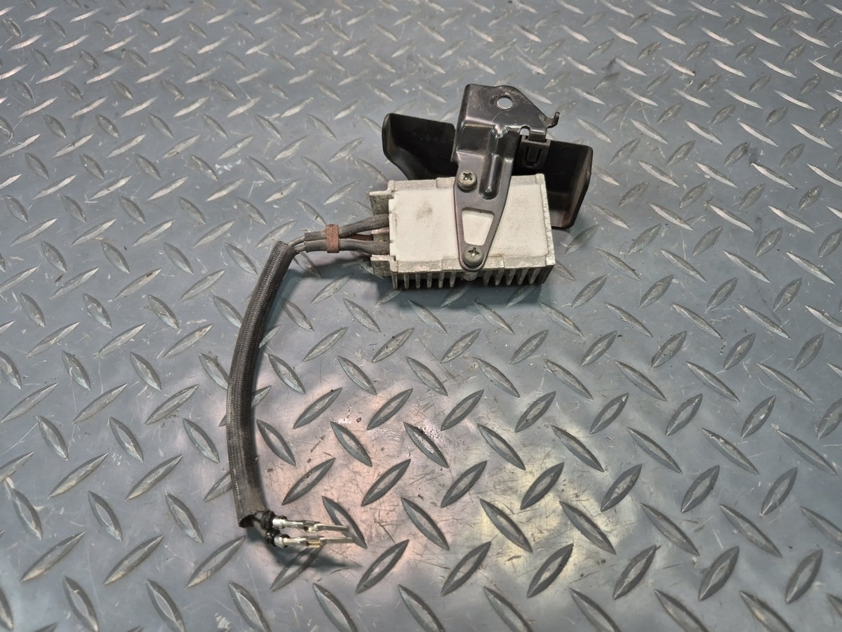 95-00 Lexus UCF20L LS400 Fuel Pump Resistor Module 23080-50030 OEM