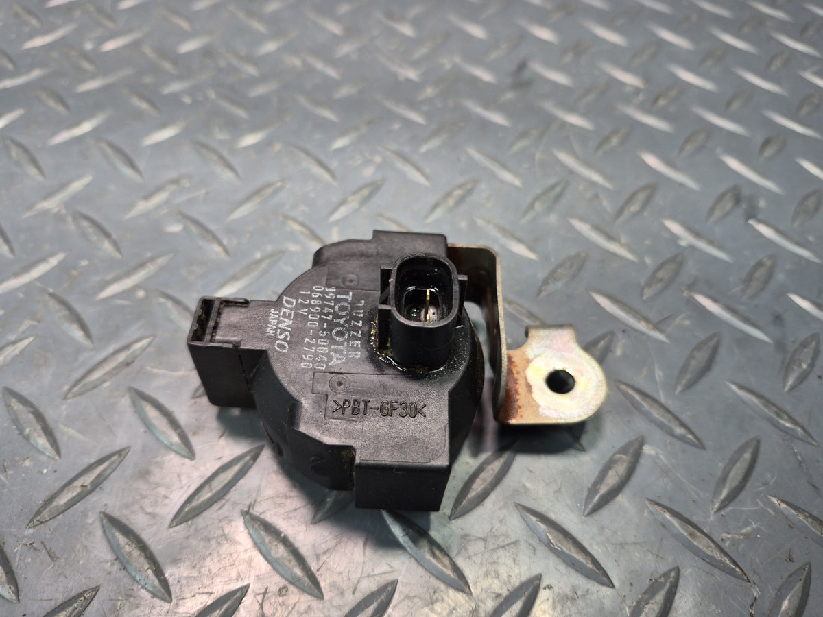 98-00 Lexus UCF20L LS400 Wireless Door Lock Buzzer 89747-50040 OEM