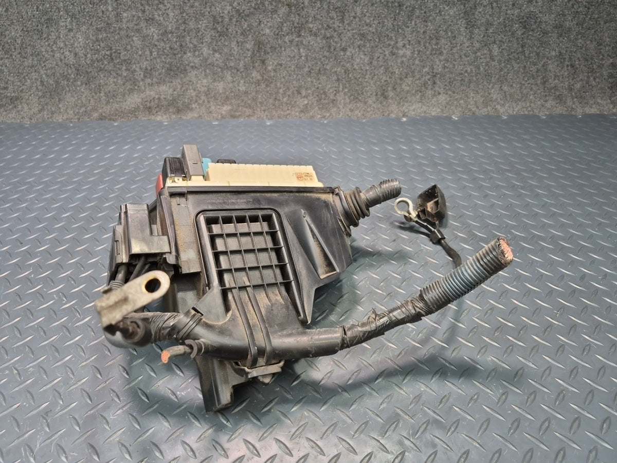 98-00 Lexus UCF20L LS400 Engine Bay Fuse Relay Box Module OEM