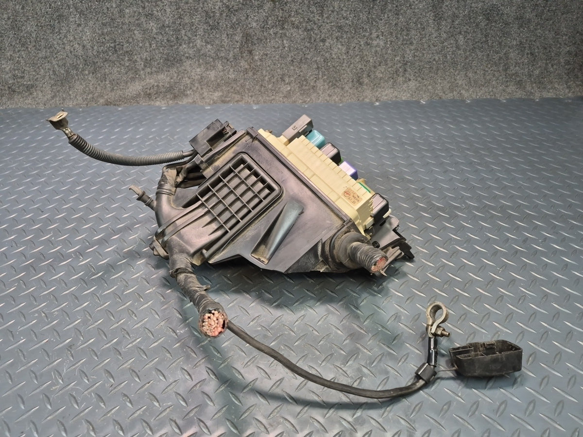 98-00 Lexus UCF20L LS400 Engine Bay Fuse Relay Box Module OEM
