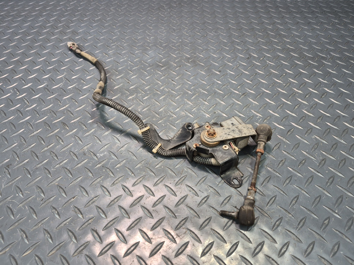 98-00 Lexus UCF20L LS400 Front Right Suspension Height Sensor Module OEM