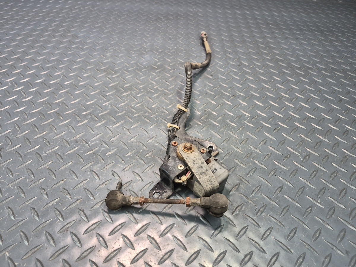 98-00 Lexus UCF20L LS400 Front Right Suspension Height Sensor Module OEM