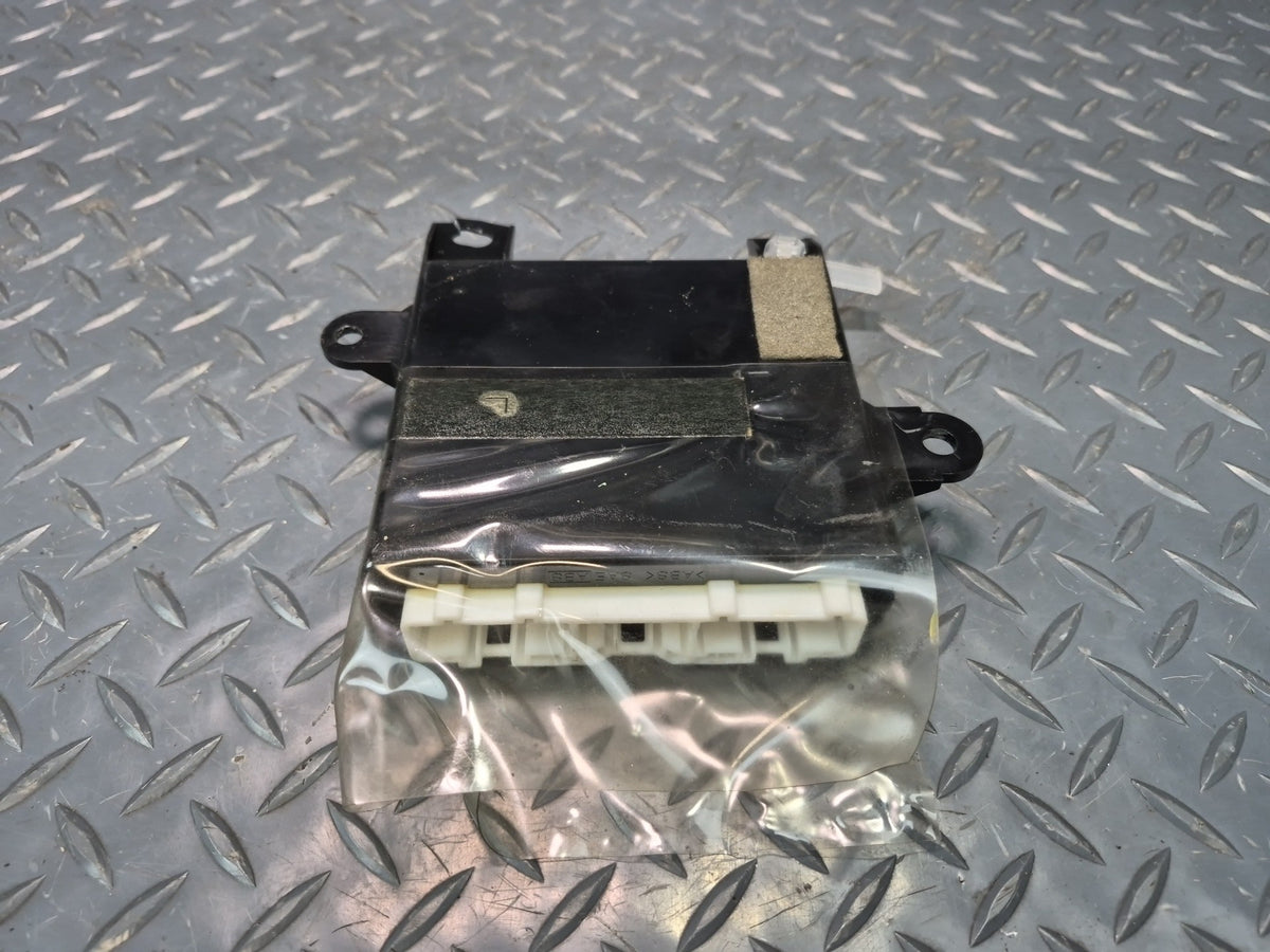 99-00 Lexus UCF20L LS400 Front Left Door Control Module 89222-50140 OEM