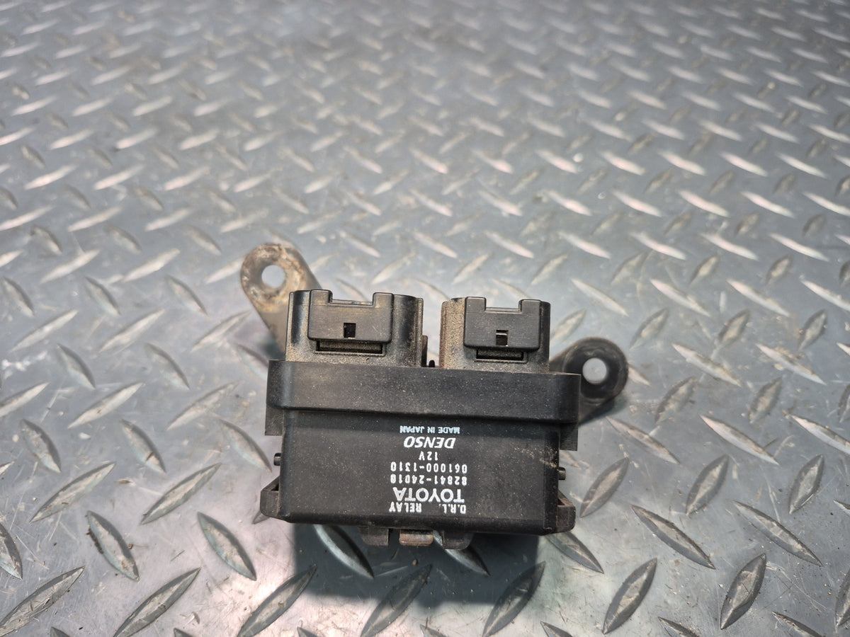 98-00 Lexus UCF20L LS400 Daytime Running Light Relay 82841-24010 OEM