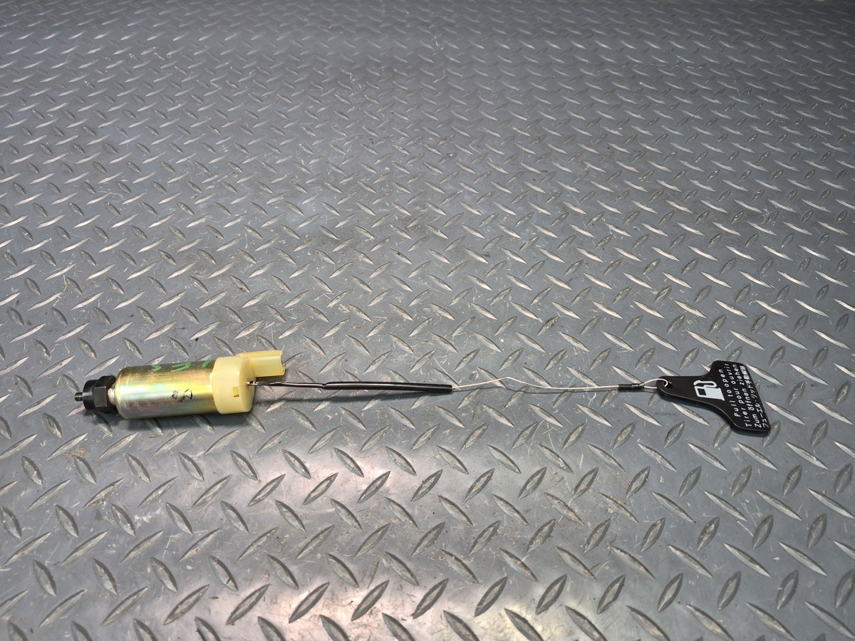 98-00 Lexus UCF20L LS400 Fuel Door Lid Actuator Motor OEM