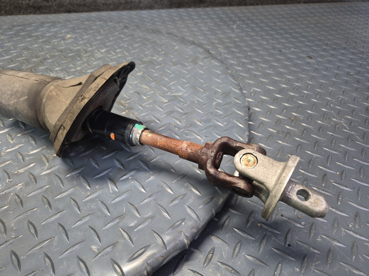 2008-2009 Hummer H2 Steering Column Intermediate U Joint Linkage Shaft