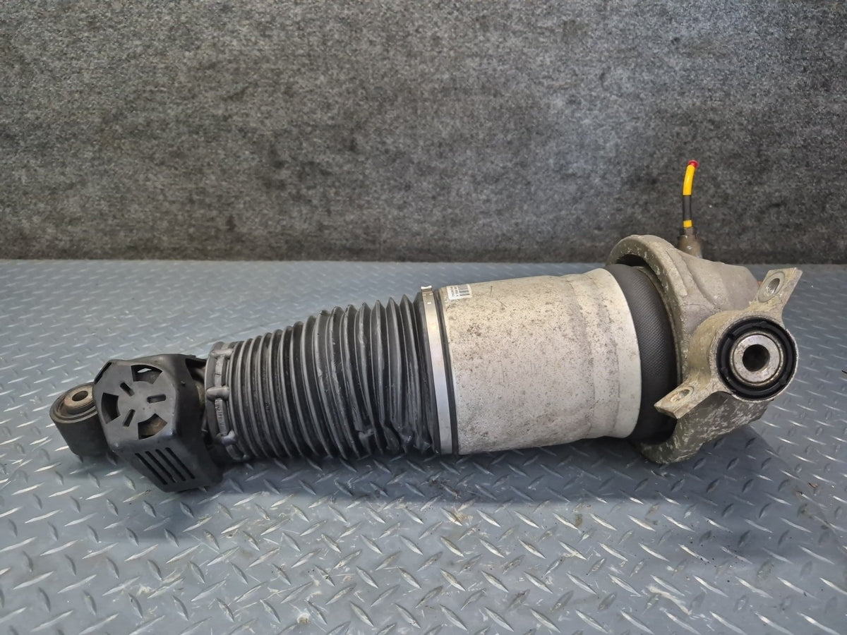 2008-2010 Porsche Cayenne 957 Rear Right Air Spring Strut Shock Absorber