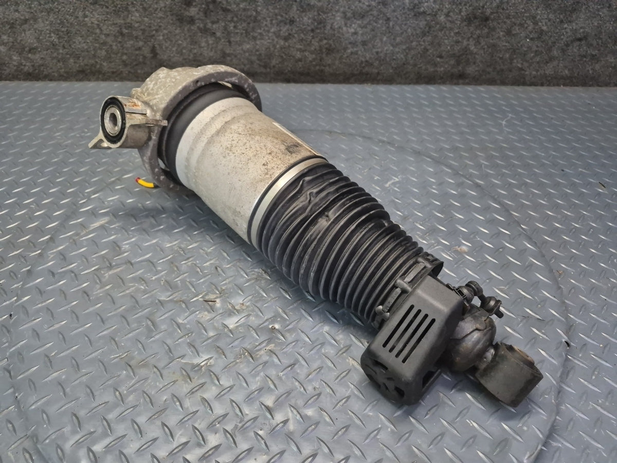 2008-2010 Porsche Cayenne 957 Rear Right Air Spring Strut Shock Absorber