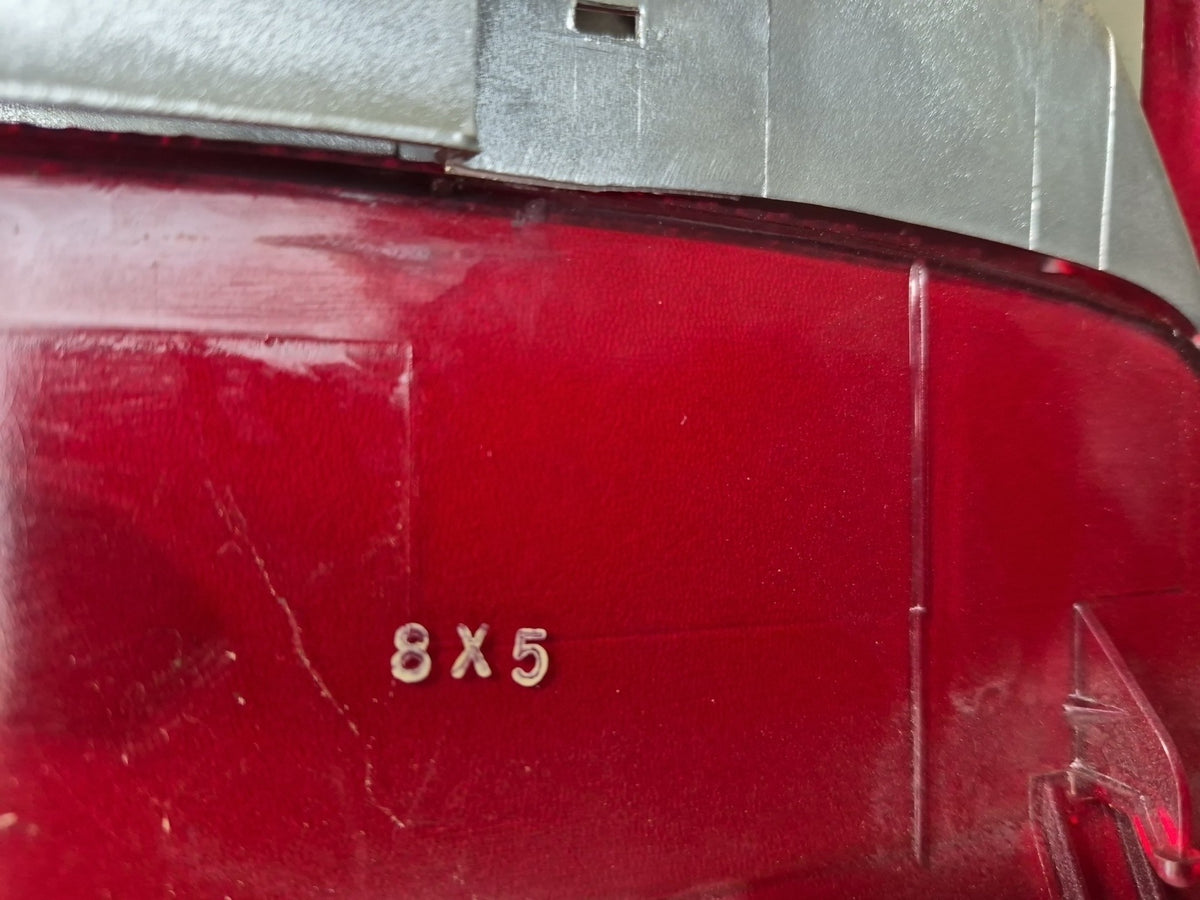 95-00 Lexus UCF20L LS400 Rear Third 3RD Brake Light Lamp Ivory OEM