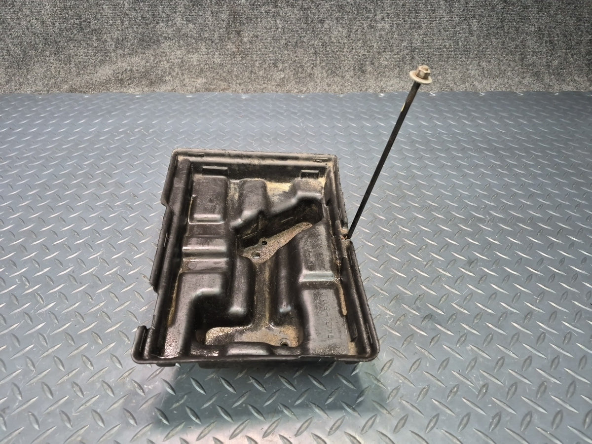 95-00 Lexus UCF20L LS400 Battery Tray Holder Bracket Support Set OEM