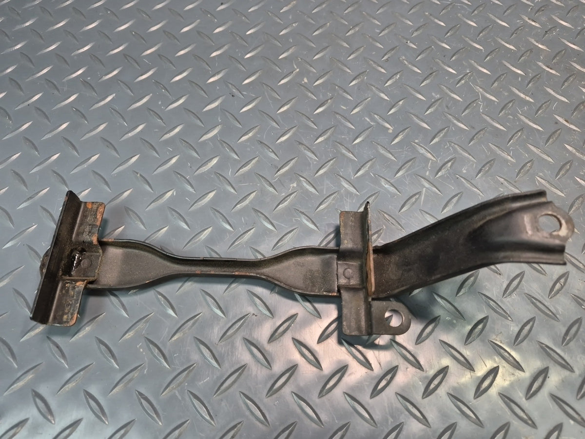 95-00 Lexus UCF20L LS400 Battery Tray Holder Bracket Support Set OEM