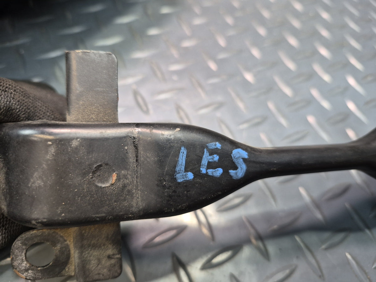 95-00 Lexus UCF20L LS400 Battery Tray Holder Bracket Support Set OEM