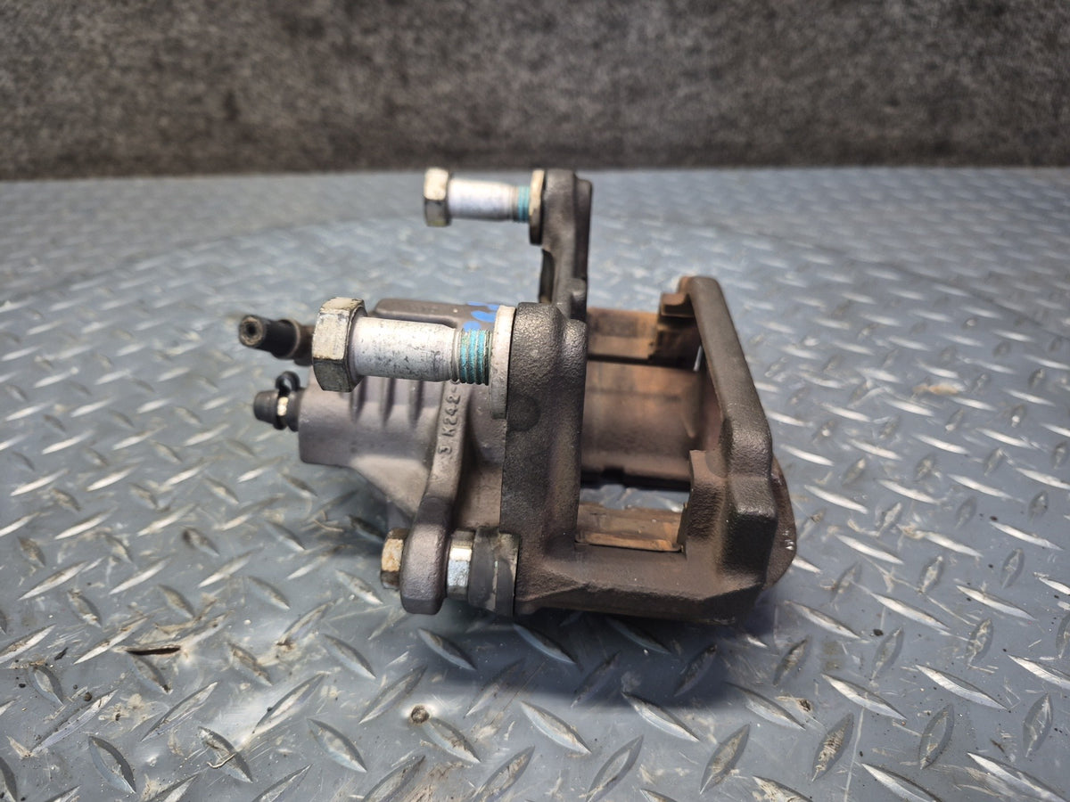 05-13 Chevrolet Corvette C6 Set of 2 Rear Left & Right Brake Caliper OEM