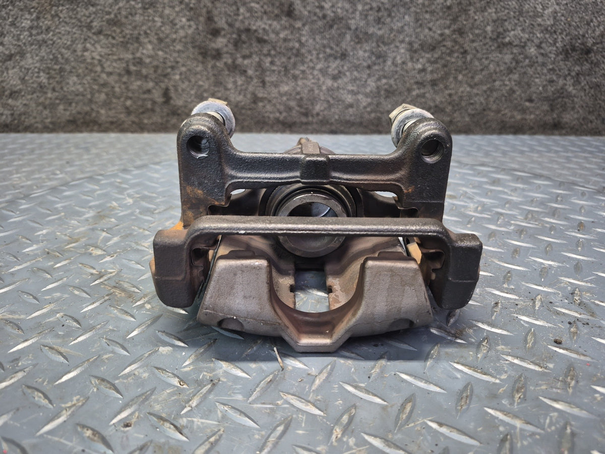 05-13 Chevrolet Corvette C6 Set of 2 Rear Left & Right Brake Caliper OEM