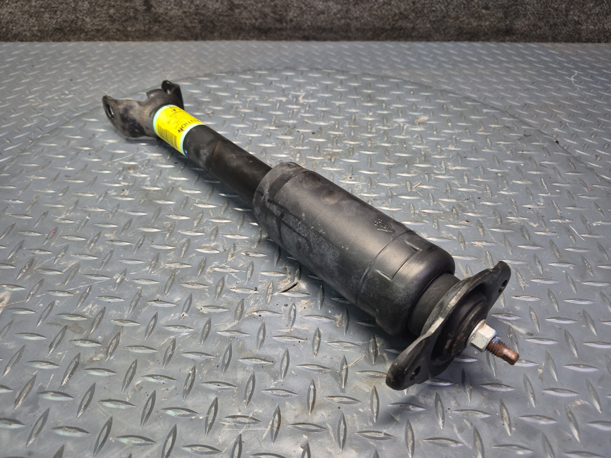 05-13 Chevrolet Corvette C6 Convert Set of 2 Rear AJP Strut Shock Absorber OEM