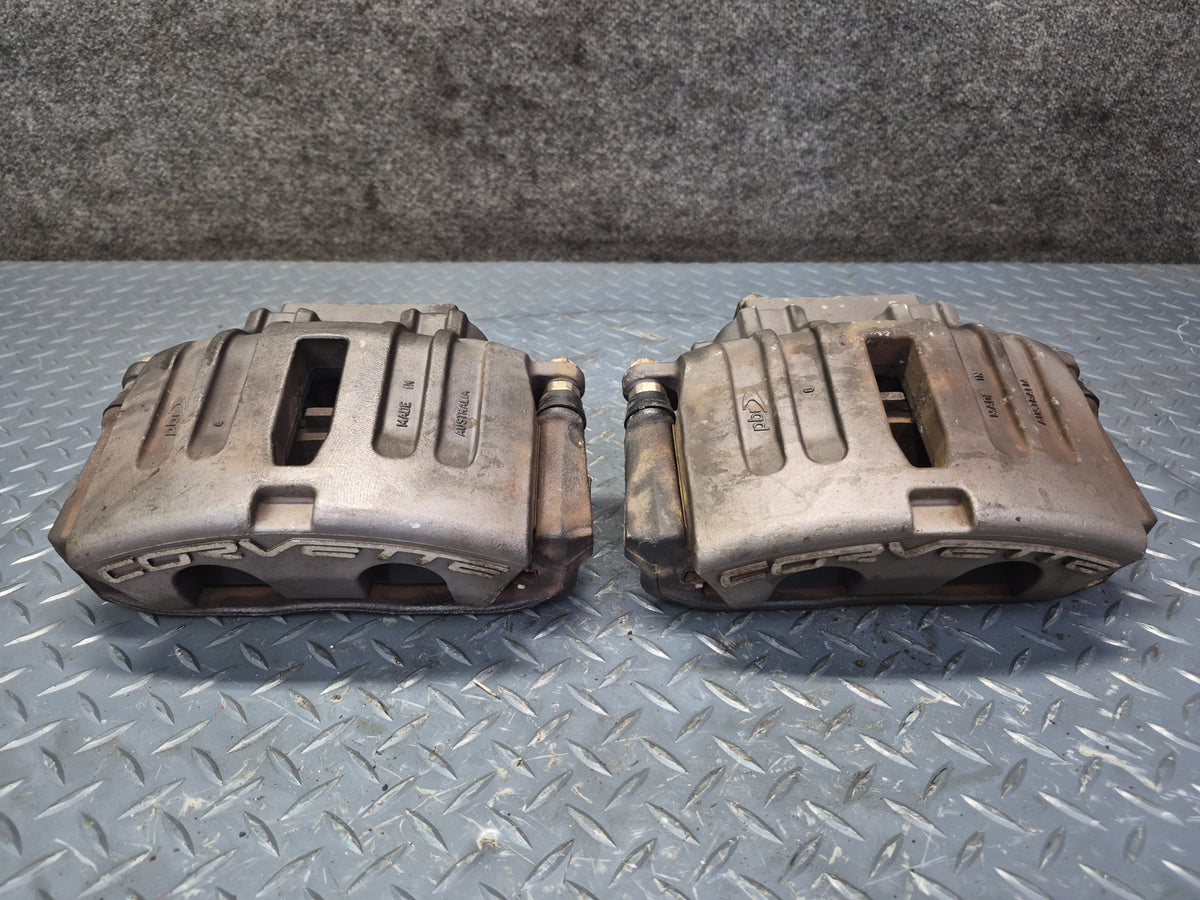 05-13 Chevrolet Corvette C6 Base Set of 2 Front Left & Right Brake Caliper OEM
